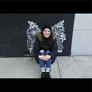 Meet your Posher, Ashley